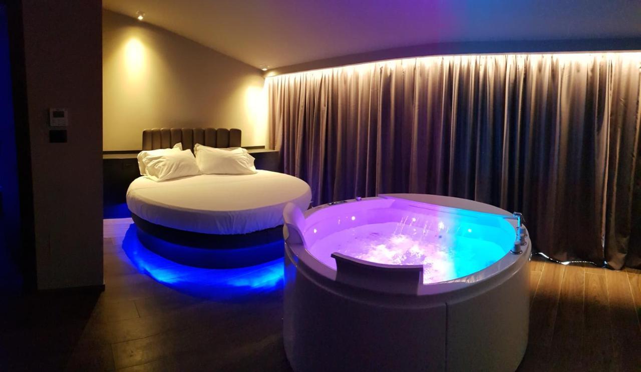 Leoni Hotel & Private Spa Чита' Сант'Анджело Екстериор снимка