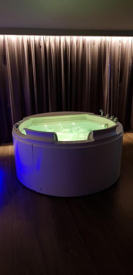 Leoni Hotel & Private Spa Чита' Сант'Анджело Екстериор снимка
