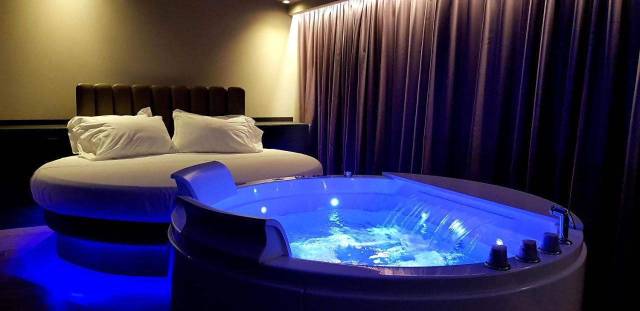 Leoni Hotel & Private Spa Чита' Сант'Анджело Екстериор снимка
