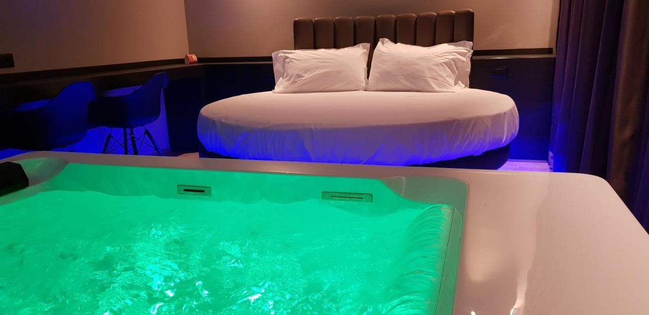 Leoni Hotel & Private Spa Чита' Сант'Анджело Екстериор снимка